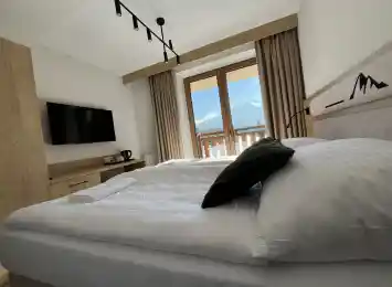 Twin Rooms